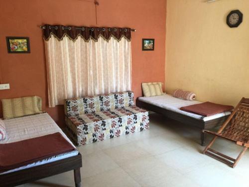Нашик: MTDC Approved Mohiniraj Guest House