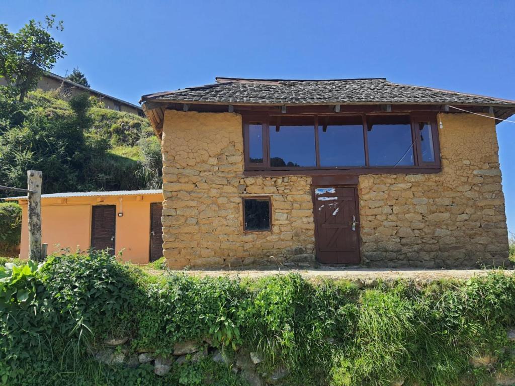 Чамба: Vrinda's Mud House