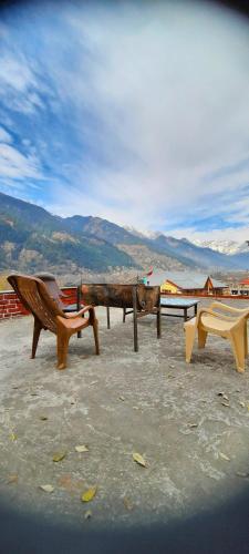 Йагацух: Trip Hostel Manali