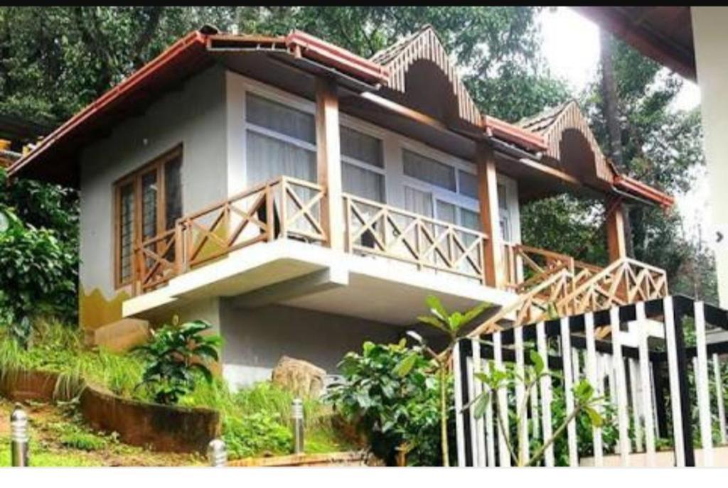 Кушалнагар: Jungle Hill Resort, Coorg