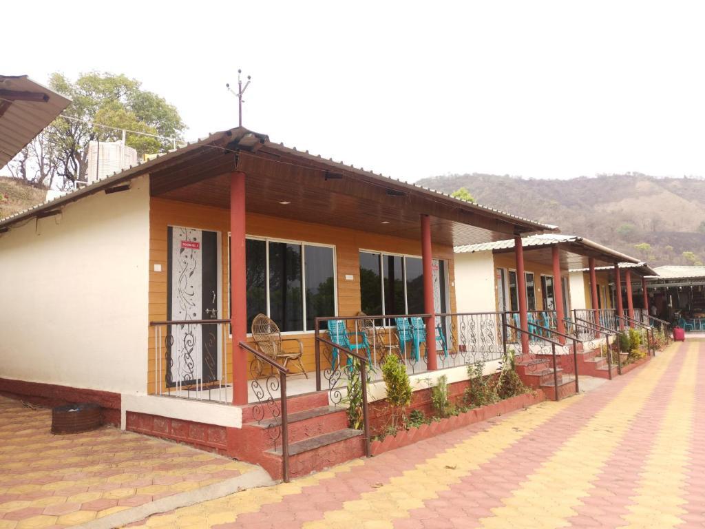 Олд-Махабалешвар: Shivshrushti Agro Tourism & River Camp Tapola