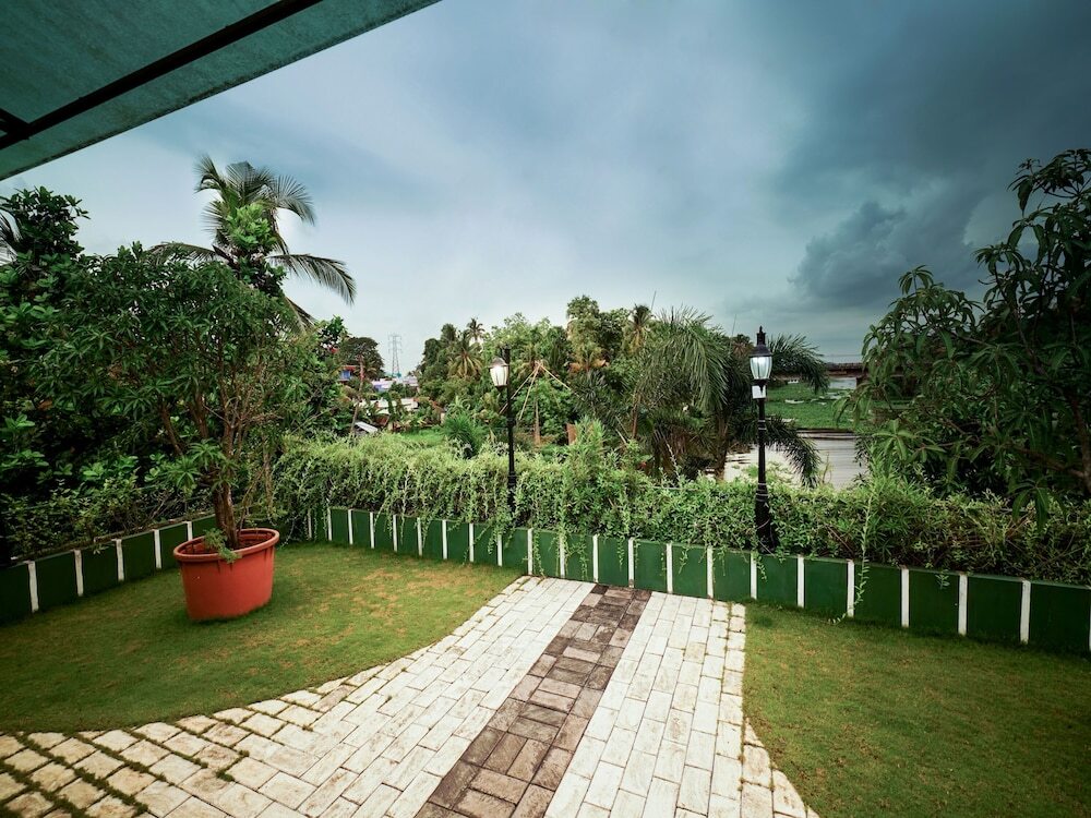 Эрамаллур: OYO 14514 Home Woodhive 2BHK Villa