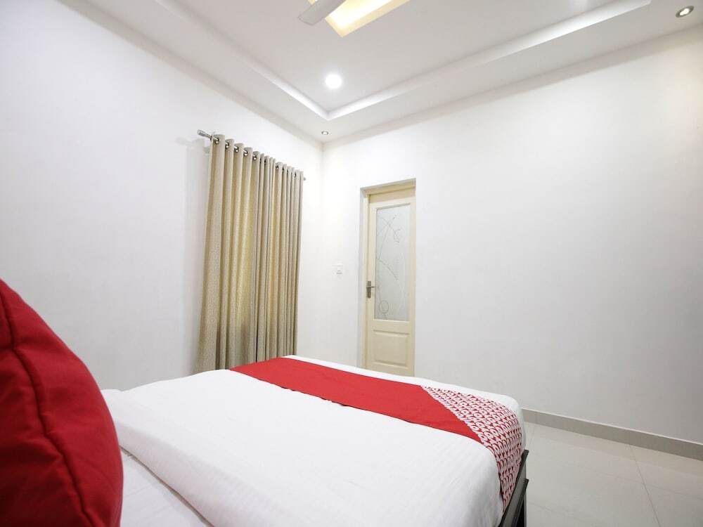 Эрамаллур: OYO 13659 Home Modern 2 BHK Edapally