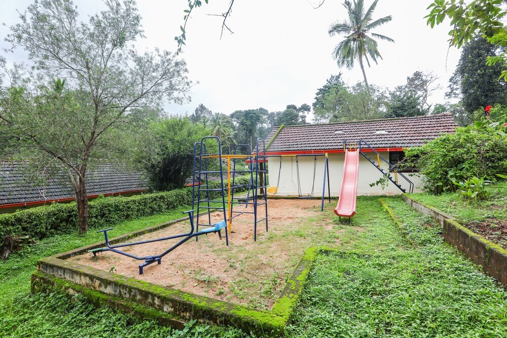 Кушалнагар: Treebo Alath Cad Homestay