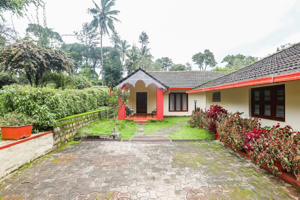 Кушалнагар: Treebo Alath Cad Homestay