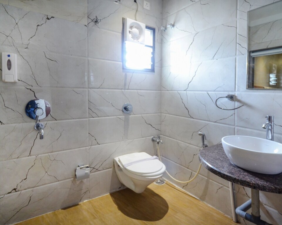 Кангра: Kangra Rodeway Inn