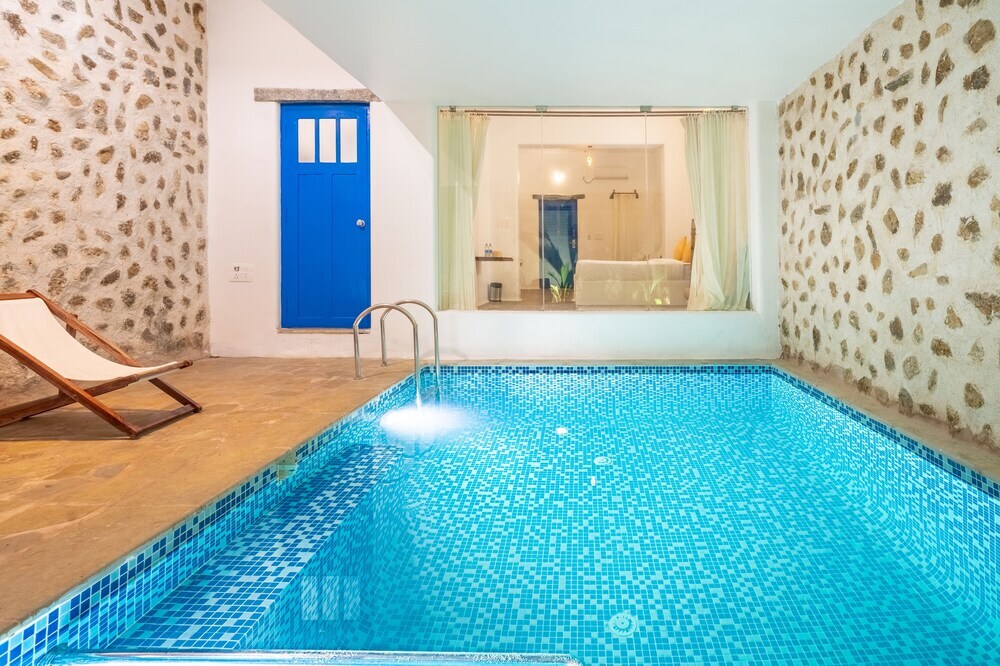 Калапет: Conch Resort-Luxury Private Pool Suites