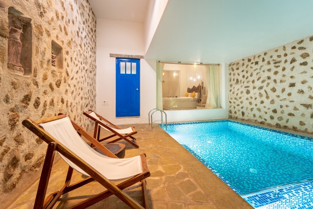 Калапет: Conch Resort-Luxury Private Pool Suites