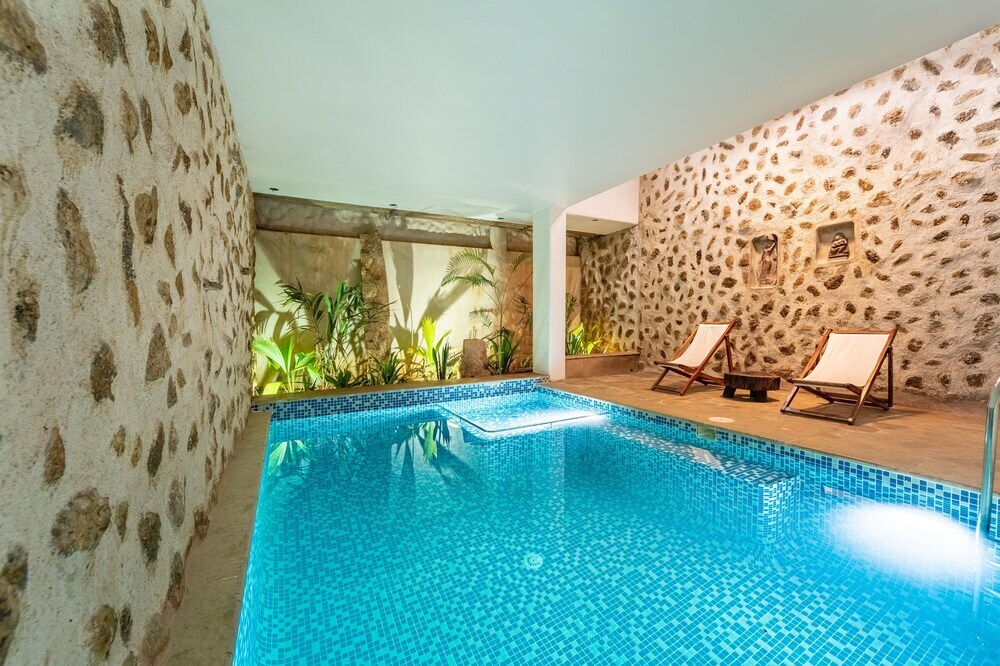 Калапет: Conch Resort-Luxury Private Pool Suites