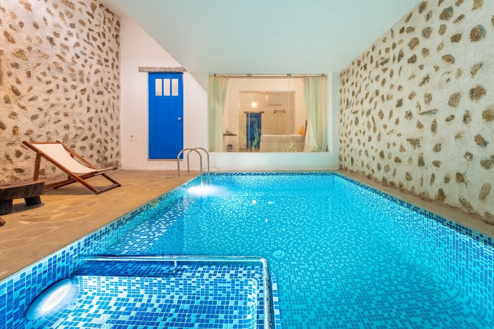 Калапет: Conch Resort-Luxury Private Pool Suites