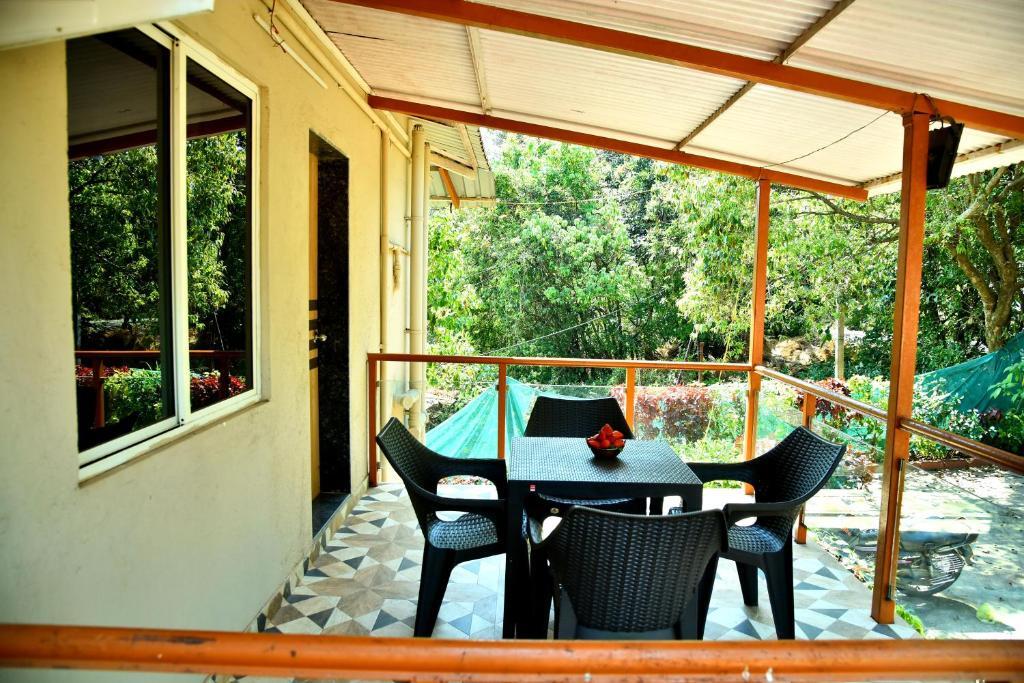 Олд-Махабалешвар: MERIDIAN AC VILLA - Besides Valley View & Strawberry Farms
