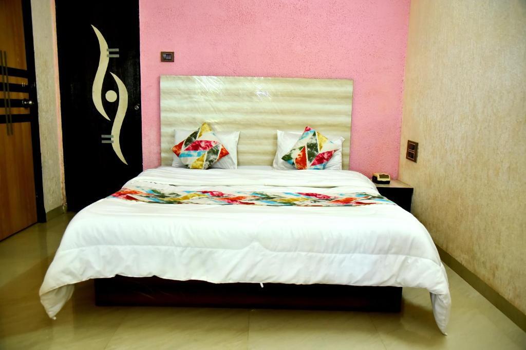 Олд-Махабалешвар: MERIDIAN AC VILLA - Besides Valley View & Strawberry Farms
