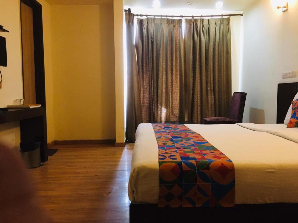 Нойда: Merriment Alpha Hotel At Noida