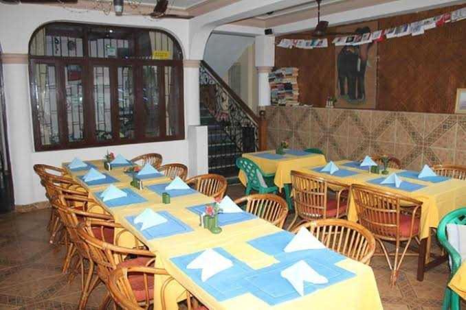 Алвар: POP 80576J Vasu Hotel