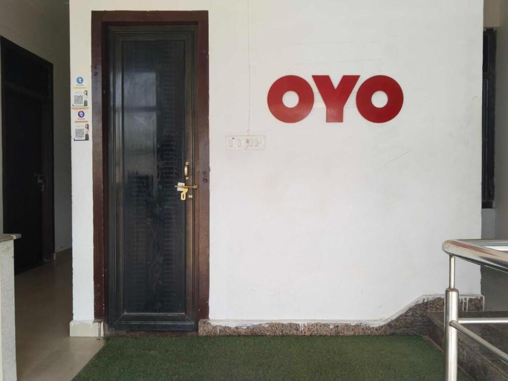 Алвар: POP 80576J Vasu Hotel