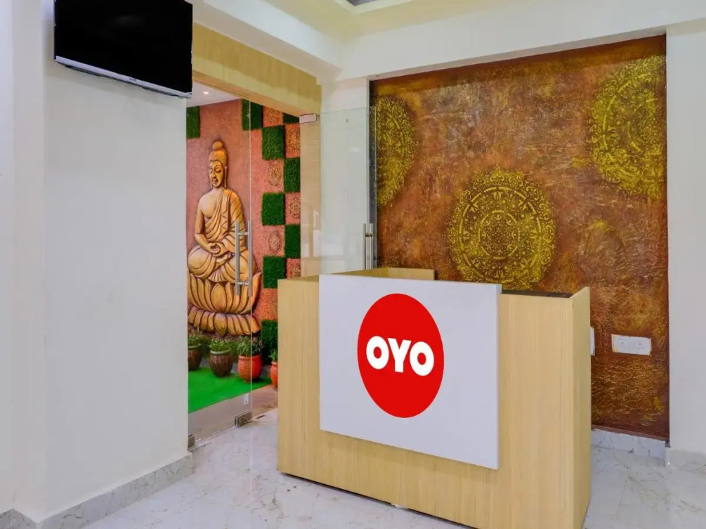 Висакхапатнам: OYO Flagship 80620 Sri Snk Grand
