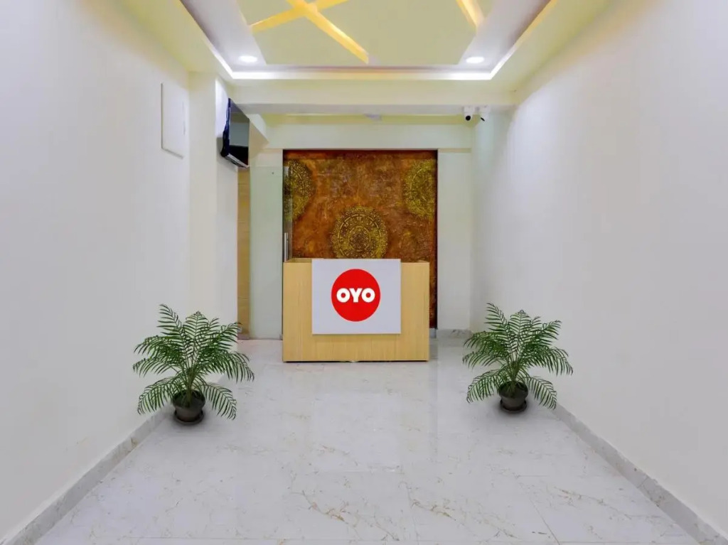Висакхапатнам: OYO Flagship 80620 Sri Snk Grand