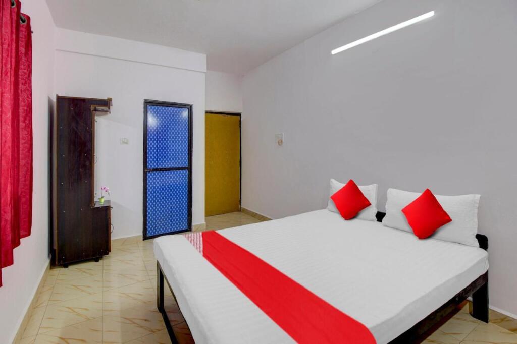 Арамбол: OYO Flagship 80682 Hotel K S Inn Small Town