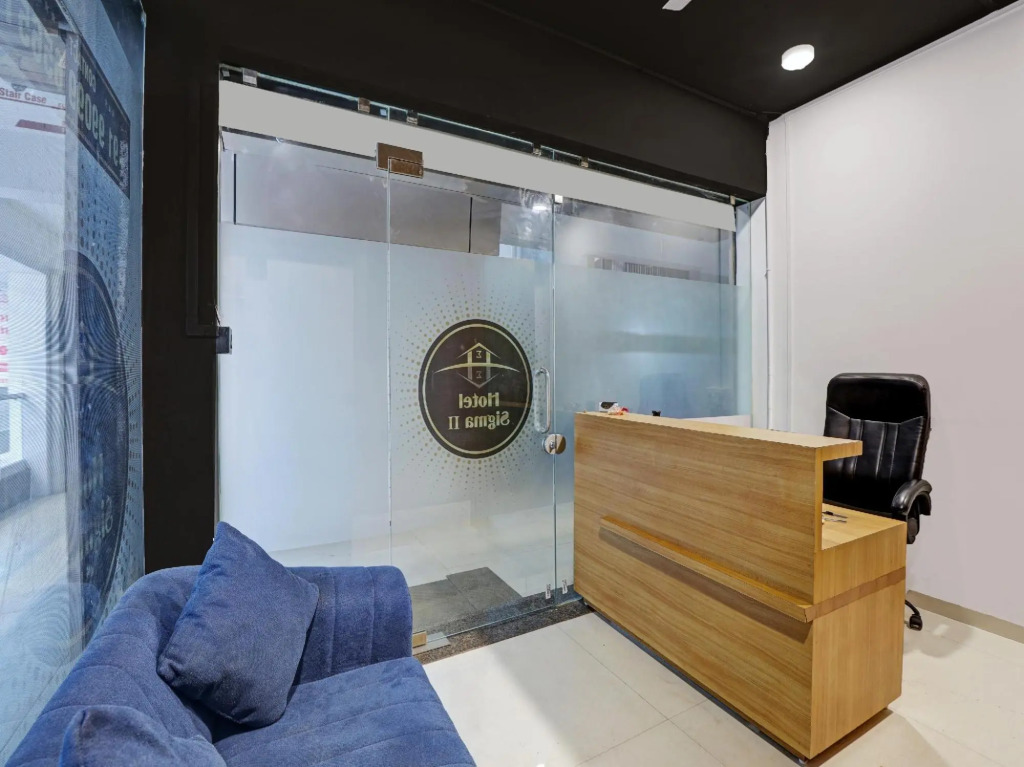 Сурат: OYO Flagship 80488 Hotel Gold Mine