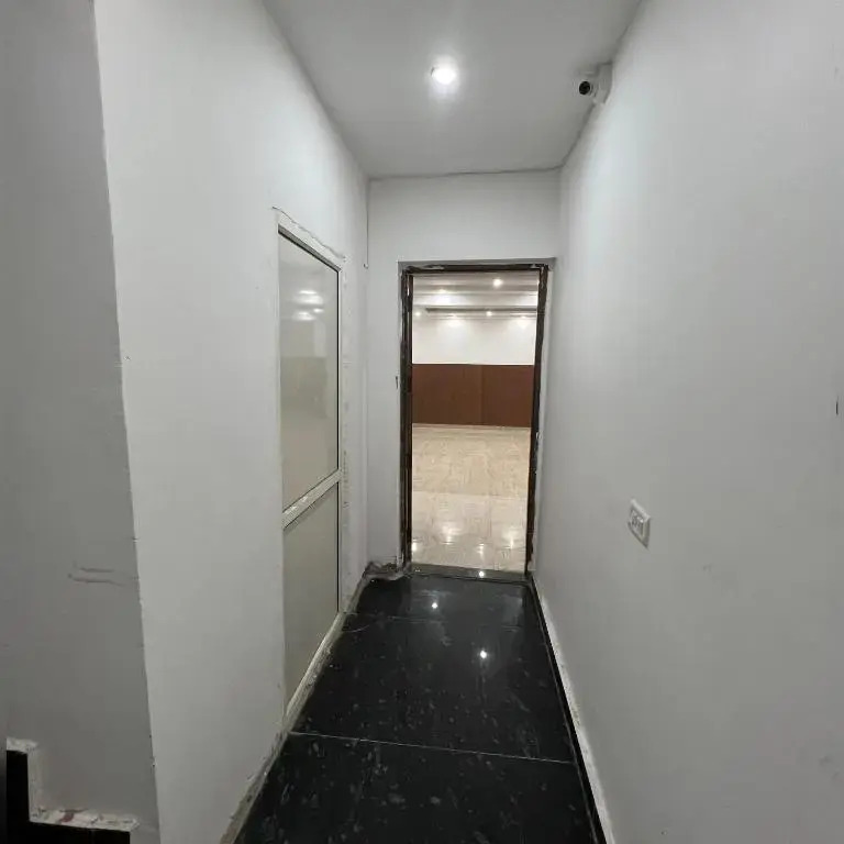Фаридабад: Oyo Hotel 80622h Happy Town House
