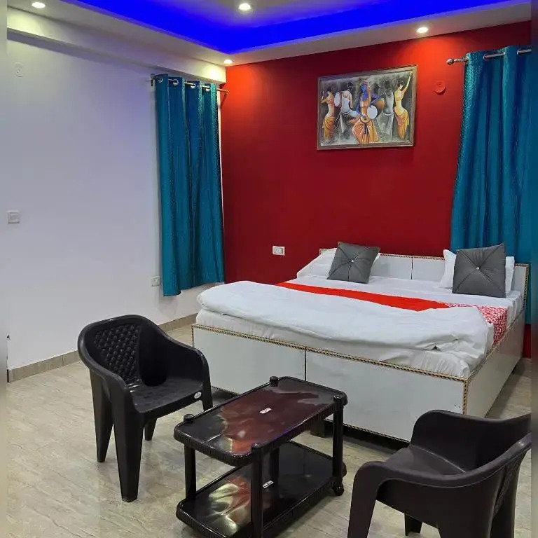 Фаридабад: Oyo Hotel 80622h Happy Town House