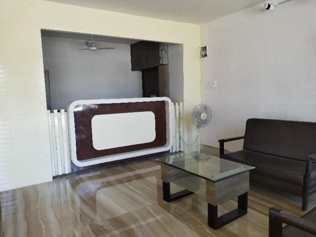 Дибругарх: Capital O 8801 Hotel JS Tower