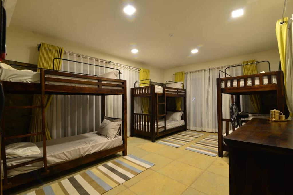 Нашик: Castle Vintage VillageHouse 6BHK