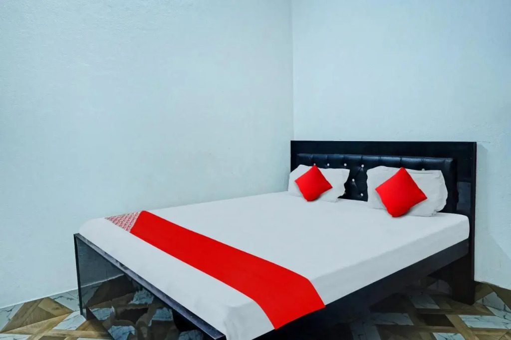 Патна: OYO Flagship 80701 Hotel The Royal King