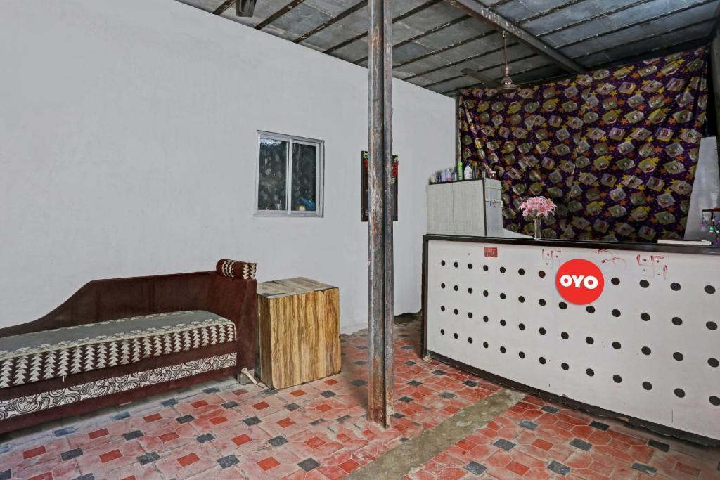 Мумбаи: OYO Flagship 80682 Hotel Golden Residency