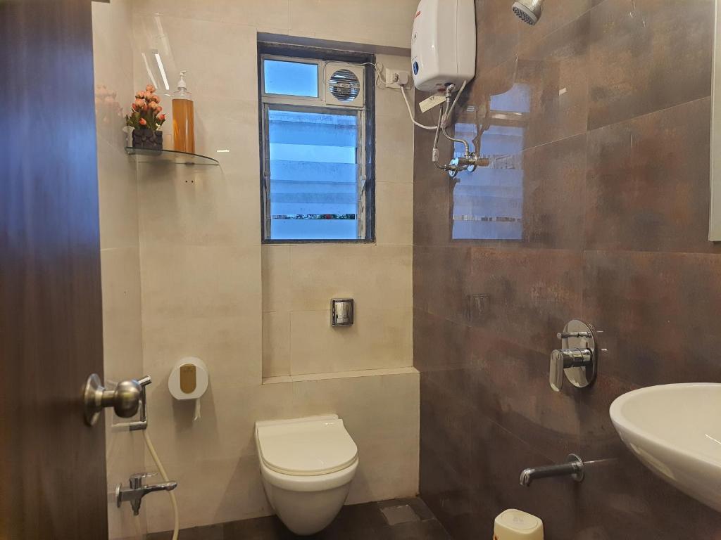Мумбаи: OSI Service Apartments Santacruz