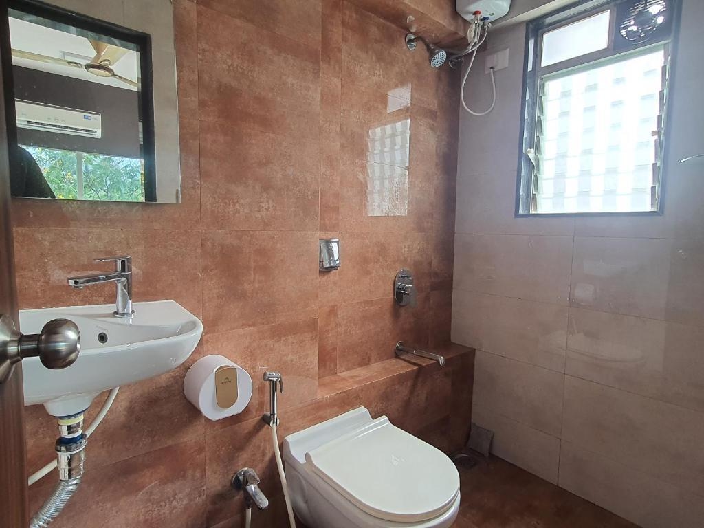 Мумбаи: OSI Service Apartments Santacruz