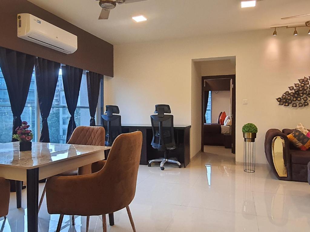 Мумбаи: OSI Service Apartments Santacruz