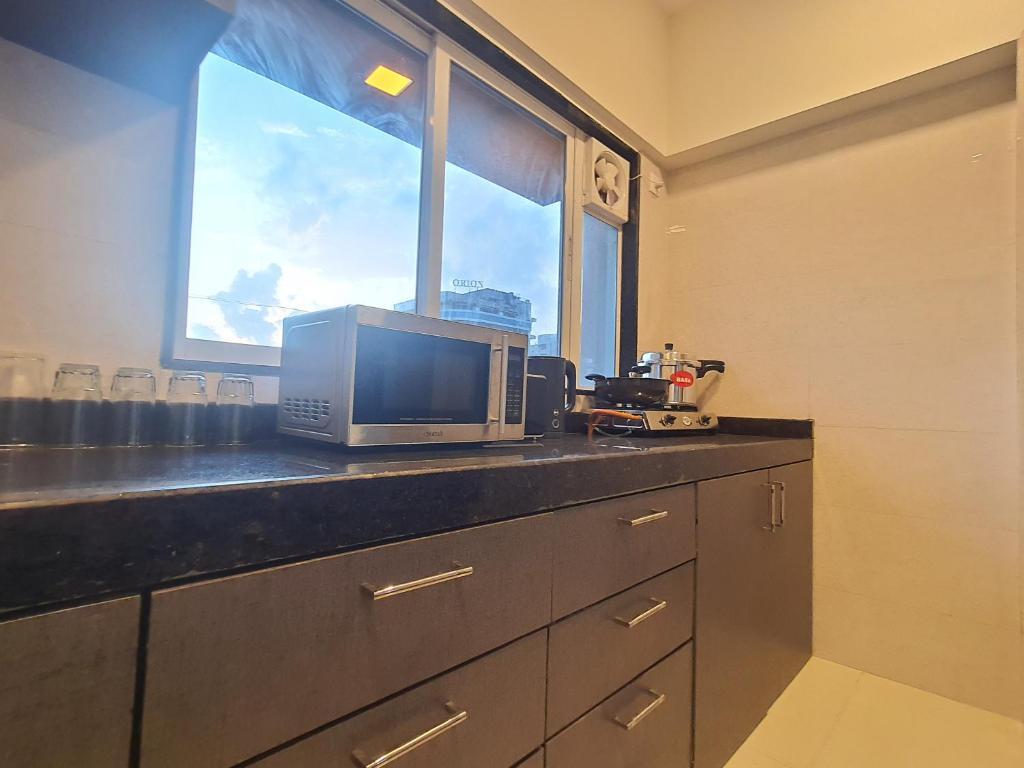 Мумбаи: OSI Service Apartments Santacruz