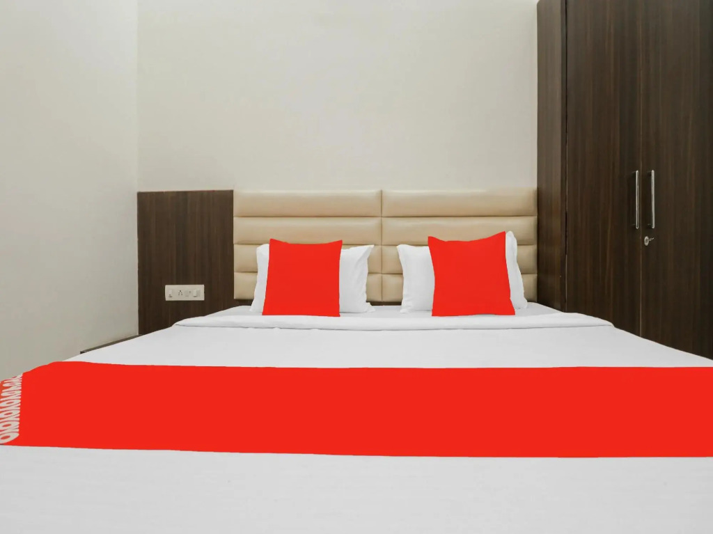 Амритсар: OYO 85906 Hotel Noor Residency