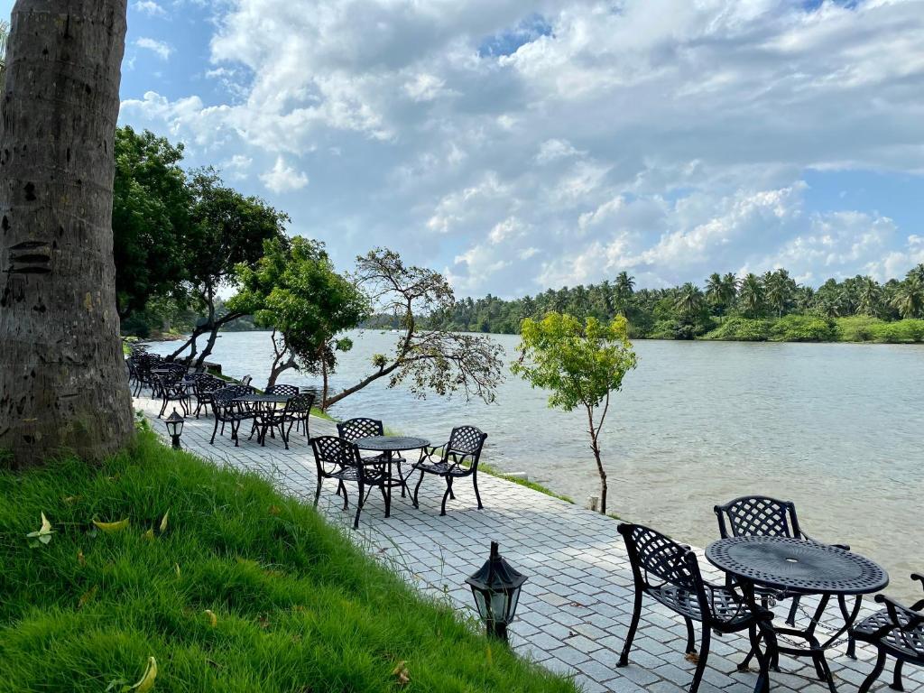 Пурнанкупам: Lagoon Sarovar Premiere Resort - Pondicherry