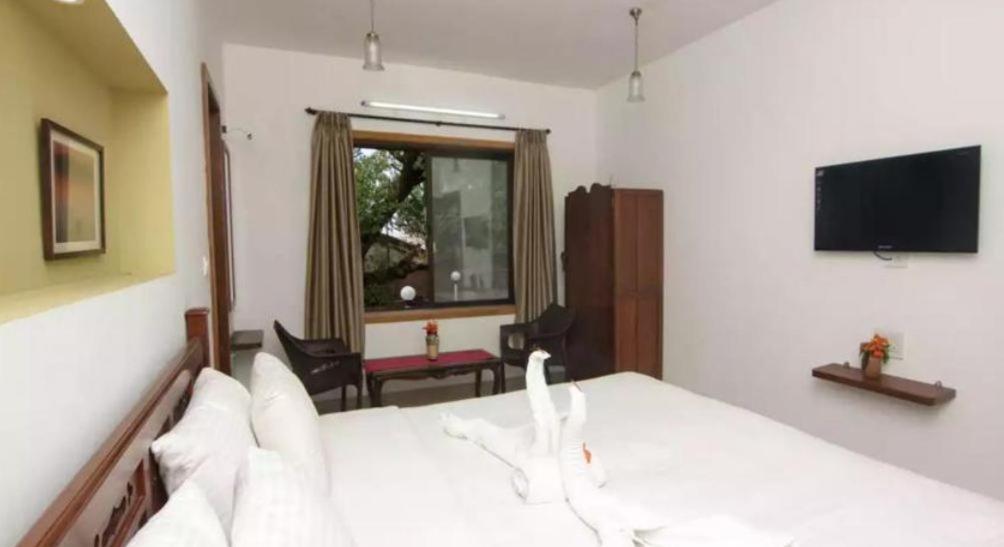 Олд-Махабалешвар: Gunaji Bungalow 4Bhk