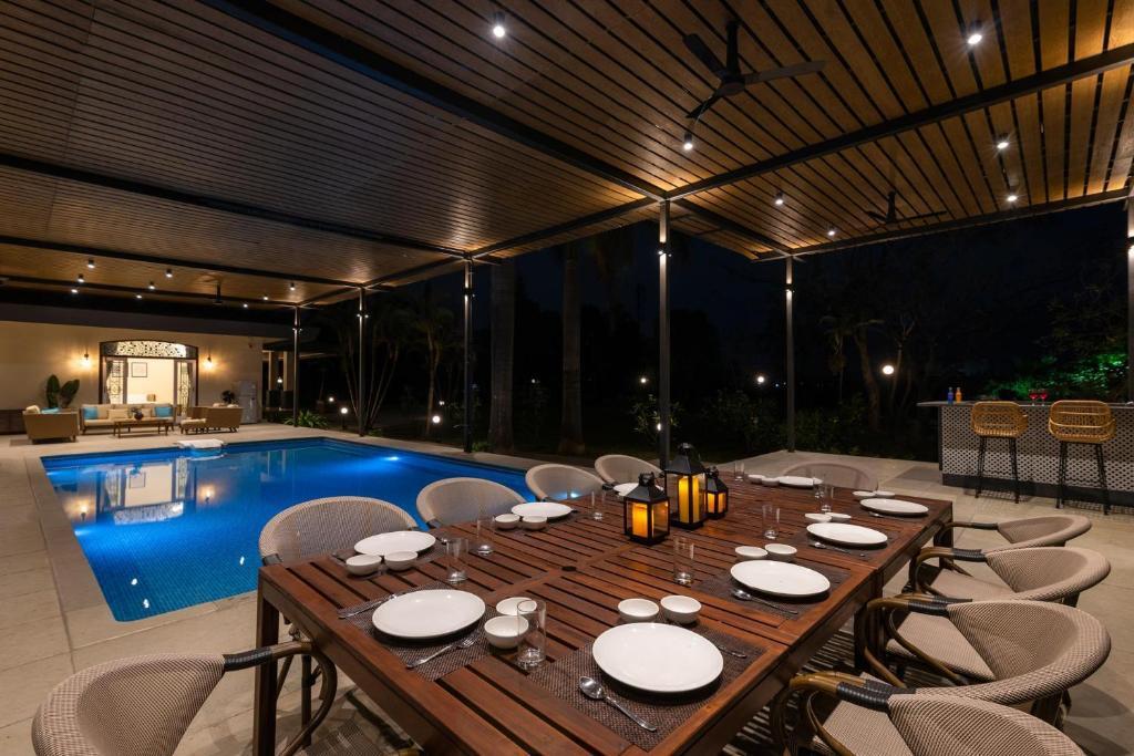 Лонавала: StayVista at Villa Lumiere