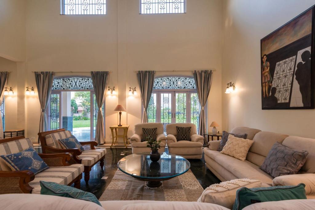 Лонавала: StayVista at Villa Lumiere