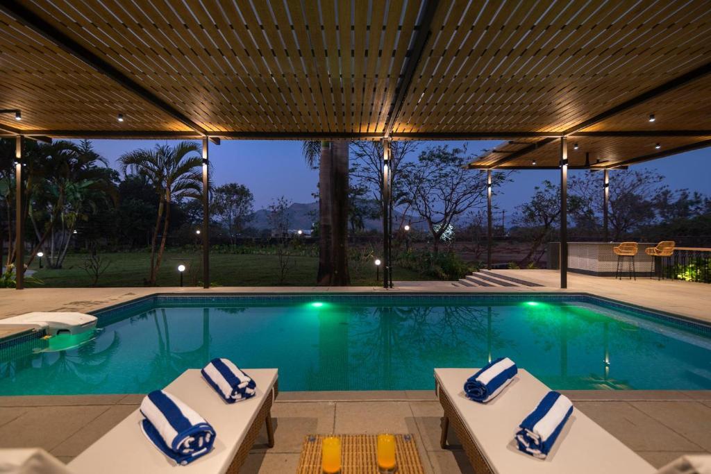 Лонавала: StayVista at Villa Lumiere