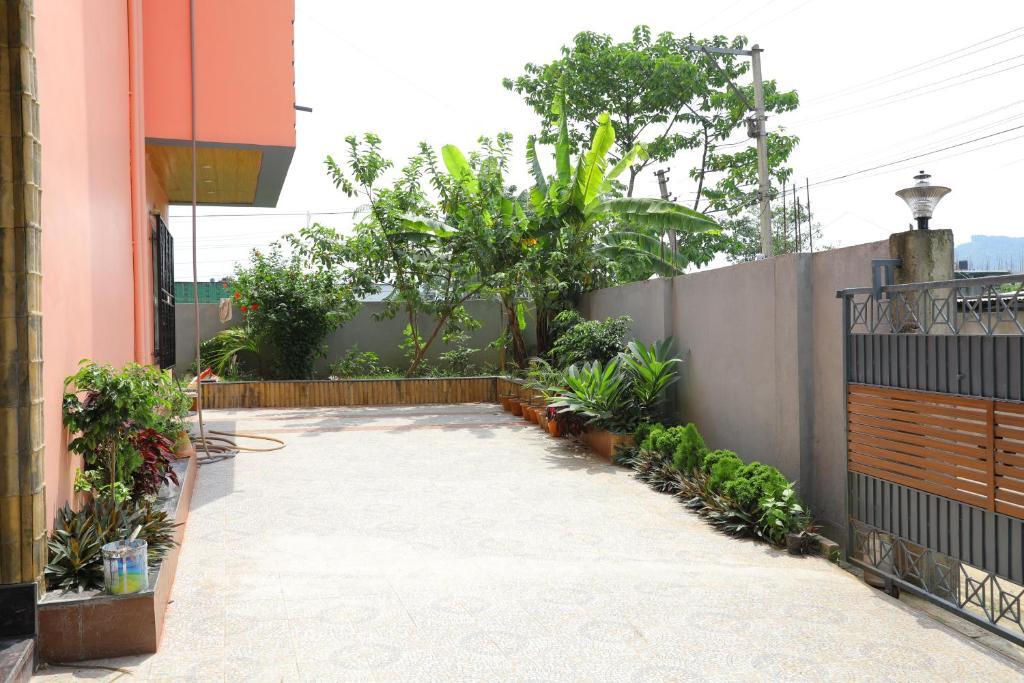 Гувахати: Krishna Shree Residency