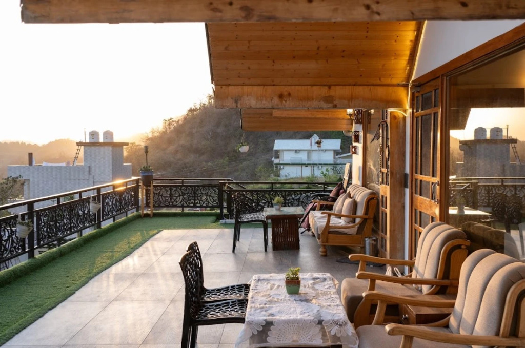 Массури: The Bougainvillea Retreat, Dehradun