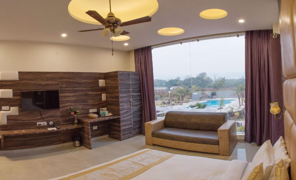 Наинитал: The Darien Resort