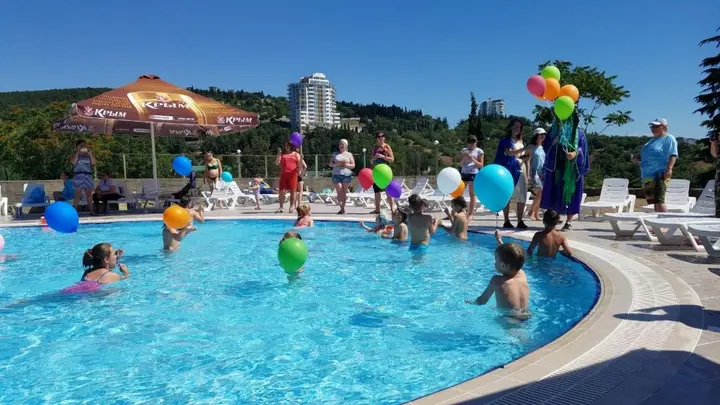 Алушта: Пансионат Горизонт
