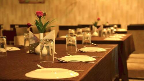Джалгаон: The Imperia Hotel