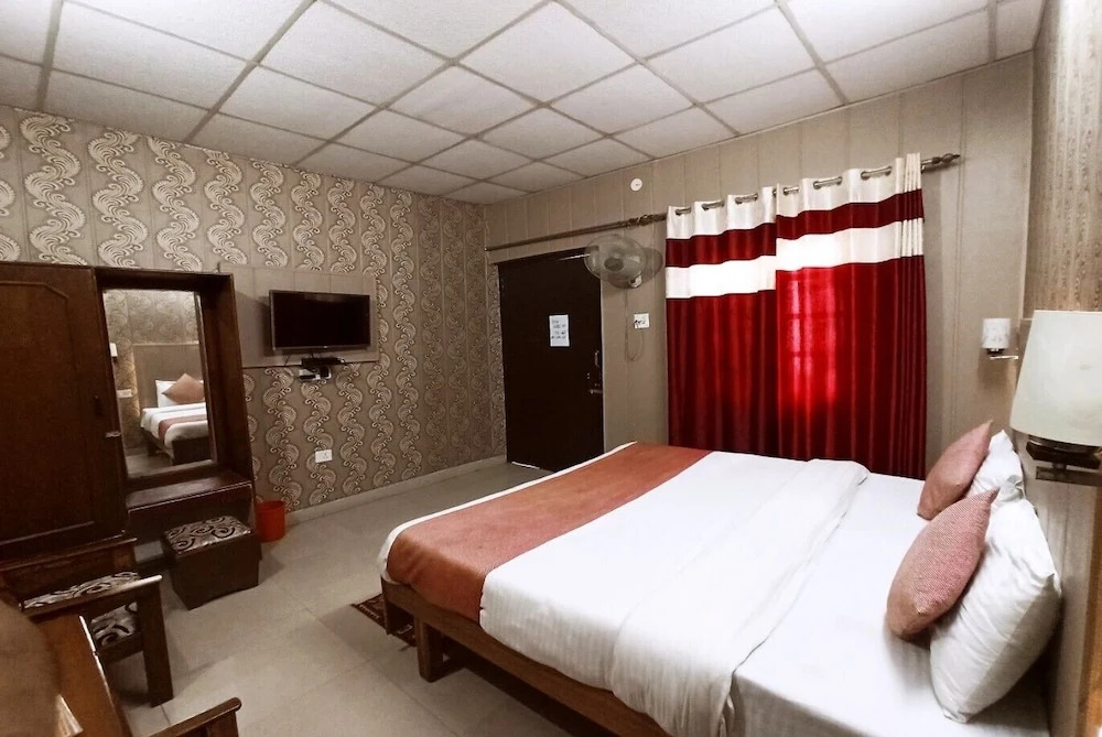 Массури: Hotel Amar