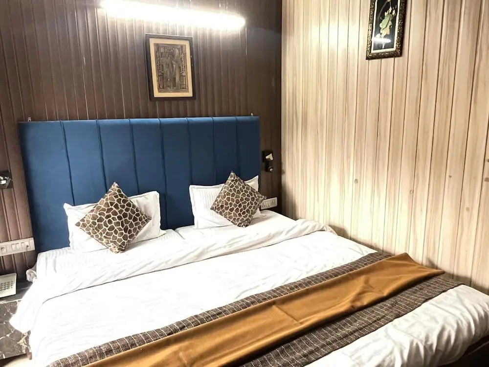 Массури: Hotel Amar