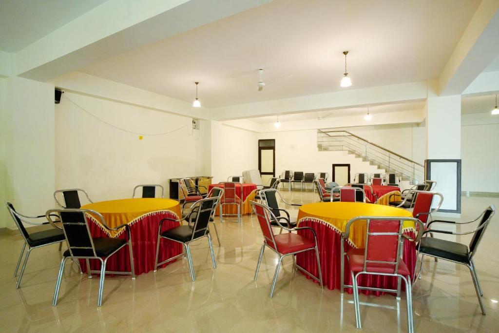 Дхарампур: Pineland Resorts & Chalets Kasauli