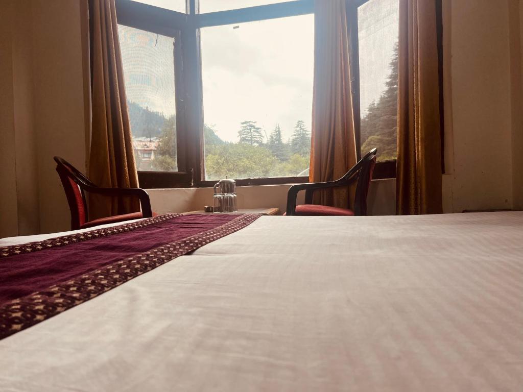 Манали: Hotel Solitaire - with Best View of Mountains