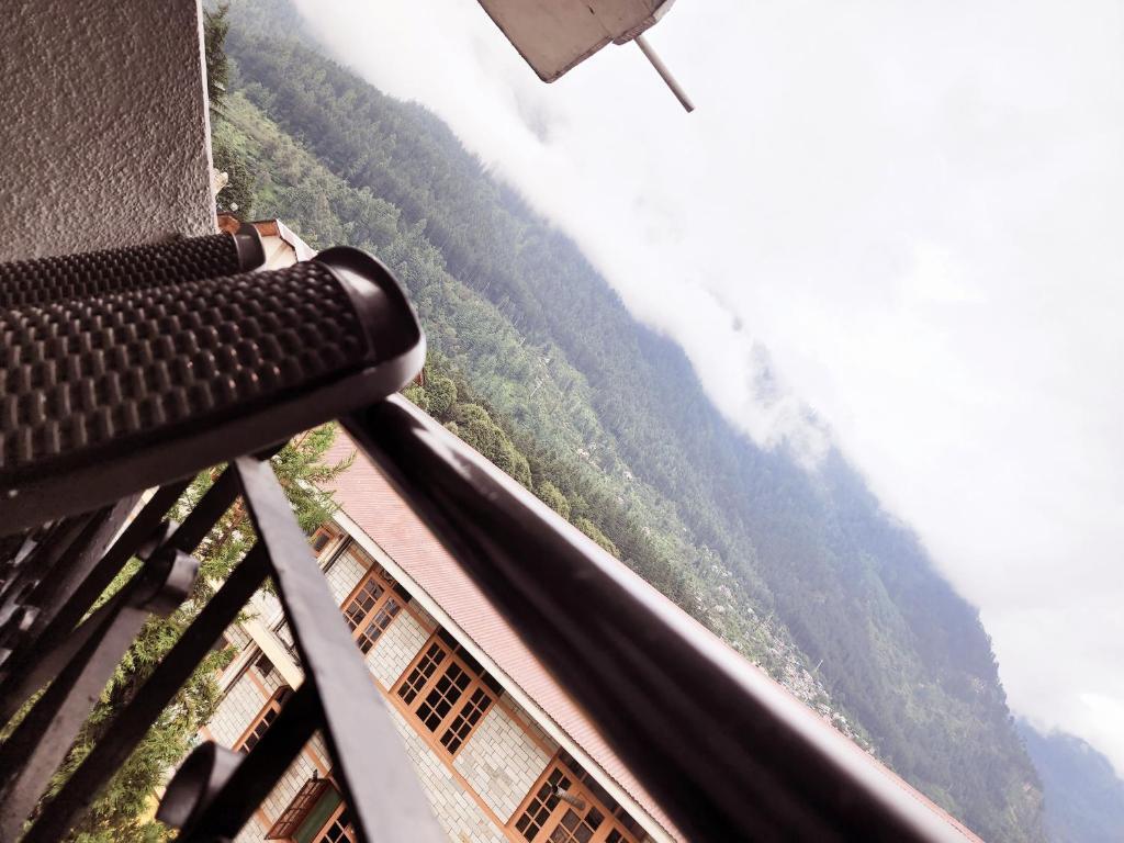 Манали: Hotel Solitaire - with Best View of Mountains