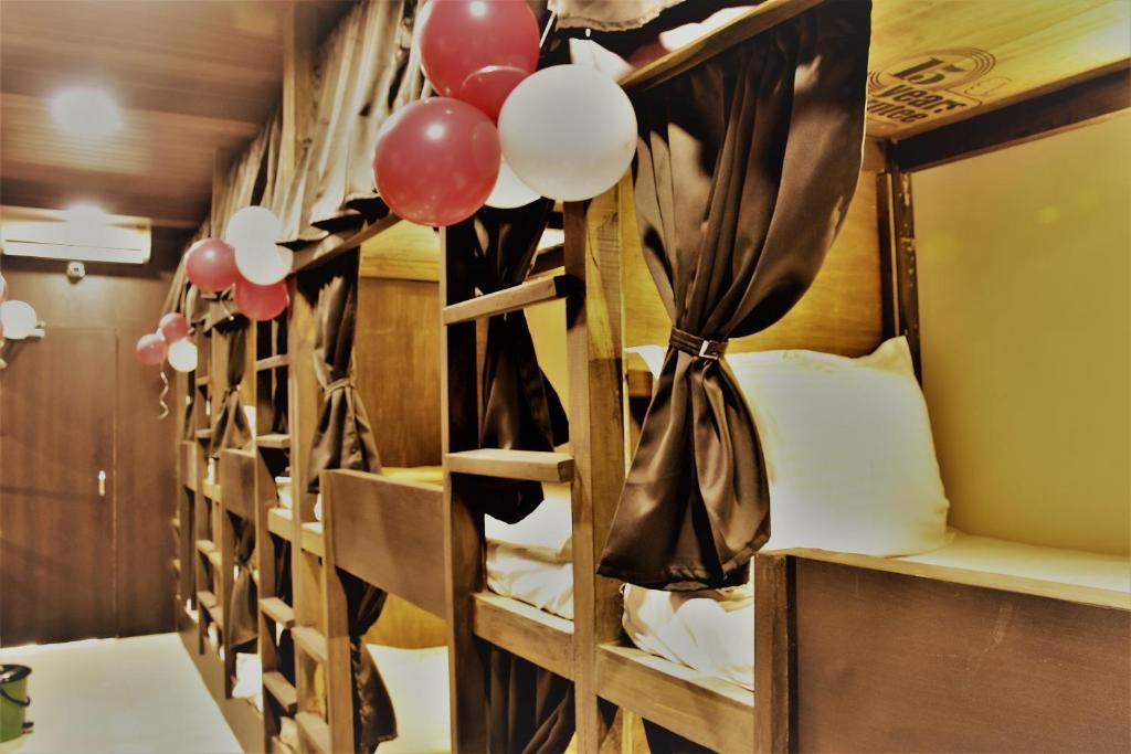 Мумбаи: Asra Dormitory